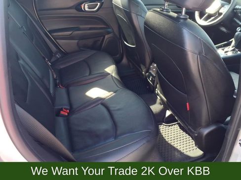 Used 2025 Jeep Compass Trailhawk w/ Trailhawk Elite Group image 27