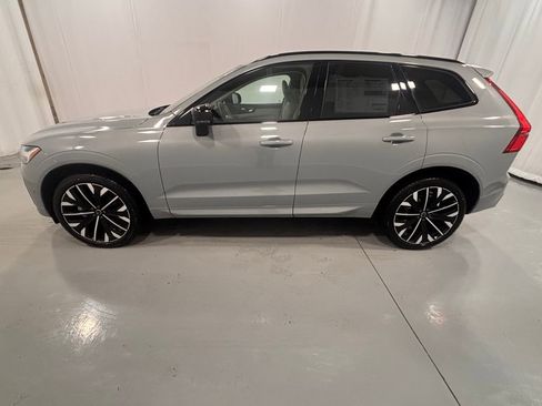 New 2026 Volvo XC60 B5 Ultra w/ Protection Package Premier image 9