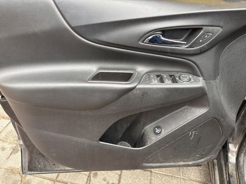 Used 2019 Chevrolet Equinox LT image 12