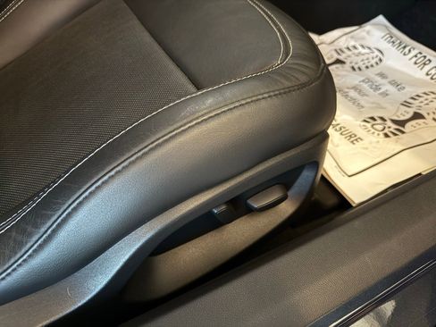 Used 2014 Chevrolet Corvette Stingray Coupe image 14