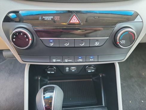 Used 2018 Hyundai Tucson SE FWD image 19