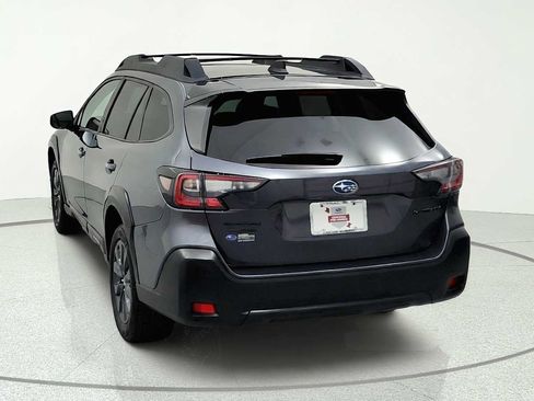 Certified 2025 Subaru Outback Onyx Edition AWD/4WD image 7