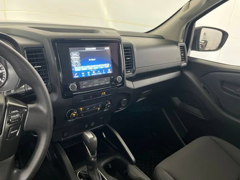 Used 2022 Nissan Frontier S RWD image 27