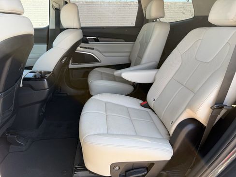 Used 2021 Kia Telluride EX w/ EX Premium Package image 22