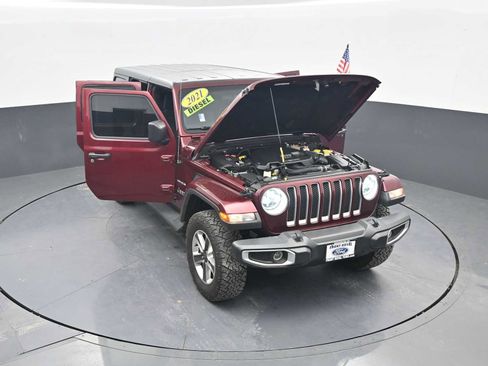 Used 2021 Jeep Wrangler Unlimited Sahara w/ Cold Weather Group AWD/4WD image 40