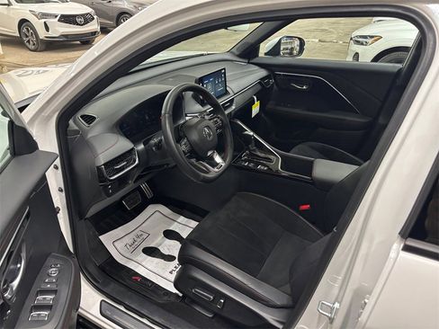 Certified 2025 Acura ADX A-Spec image 10