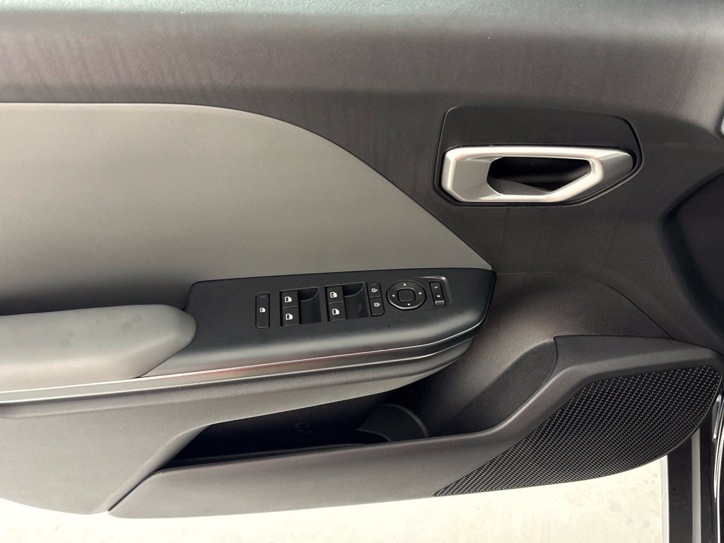 New 2026 Kia K4 FWD image 20