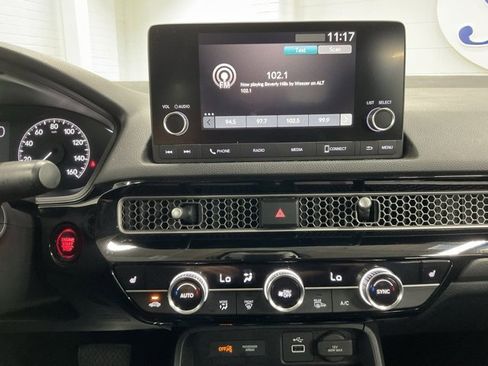 Certified 2022 Honda Civic EX image 22