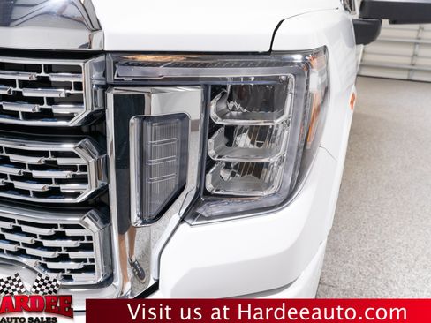 Used 2023 GMC Sierra 2500 Denali w/ Denali Ultimate Package AWD/4WD image 8