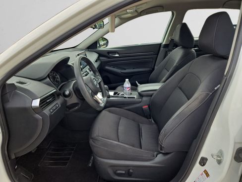 Used 2020 Nissan Altima 2.5 S FWD image 8
