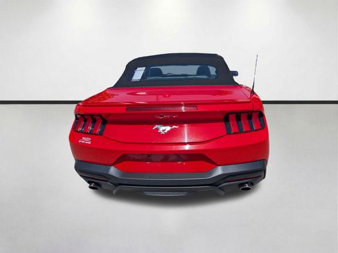 Used 2024 Ford Mustang Premium RWD image 5