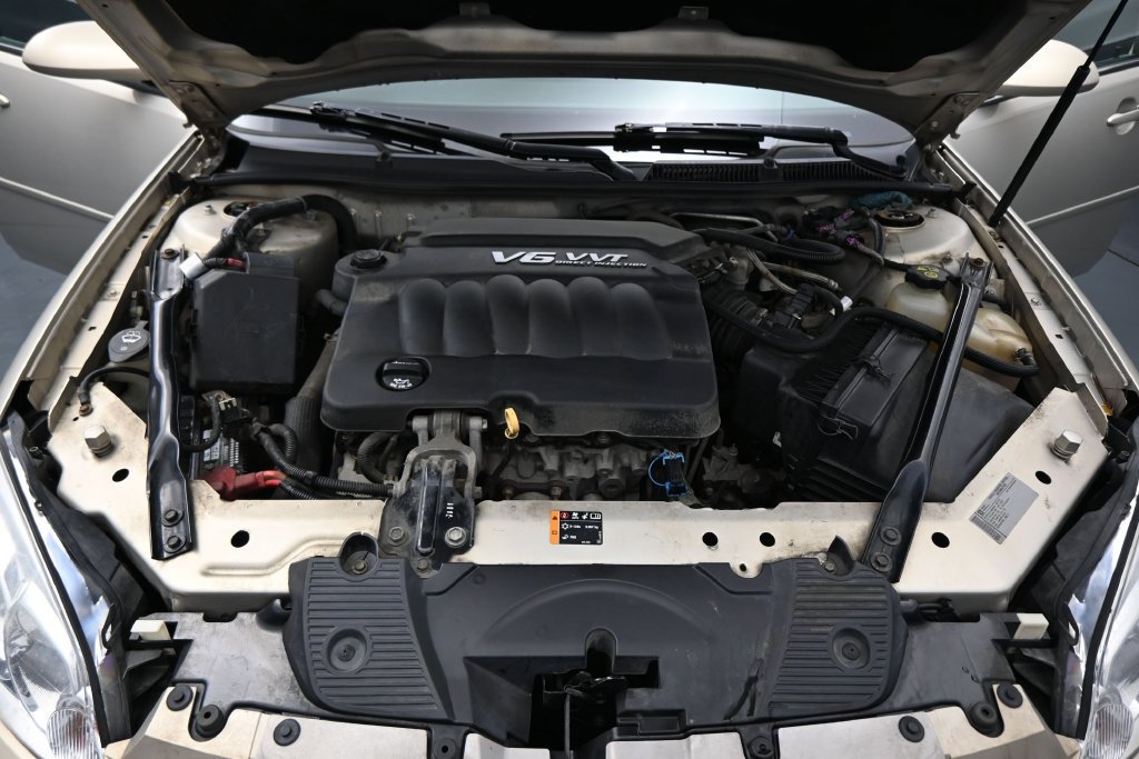 Used 2012 Chevrolet Impala LS FWD image 23