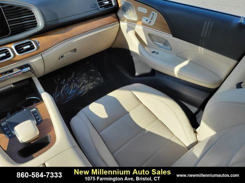 Used 2022 Mercedes-Benz GLE 350 4MATIC w/ 3rd Row Seat Package image 13