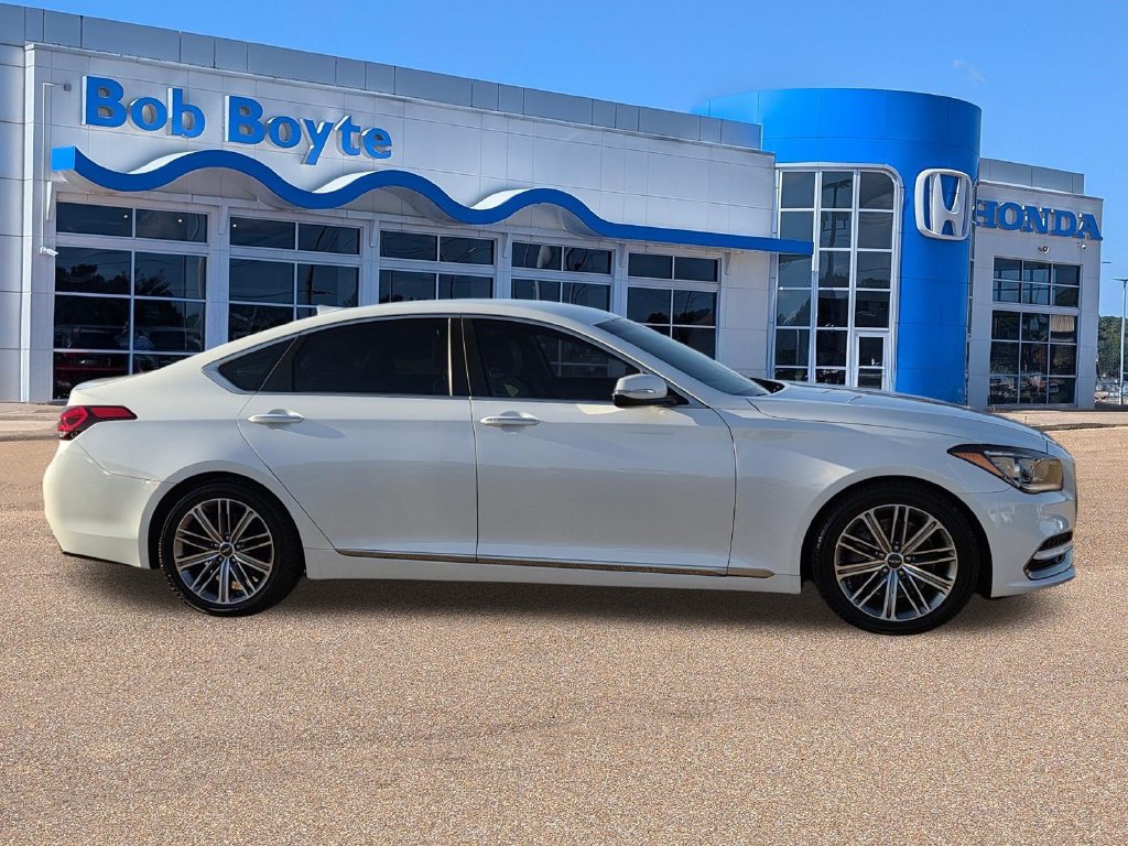 Used 2020 Genesis G80 3.8 RWD image 4