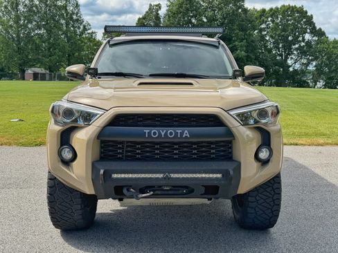 Used 2016 Toyota 4Runner TRD Pro AWD/4WD image 32