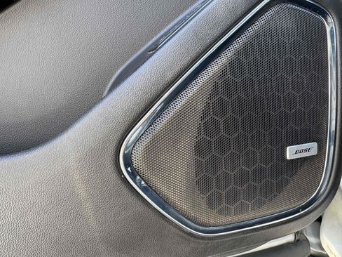 Used 2018 Chevrolet Suburban Premier image 37