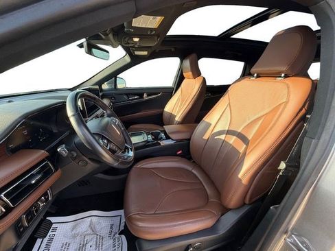 Used 2023 Lincoln Nautilus Reserve w/ Luxury Package FWD image 10