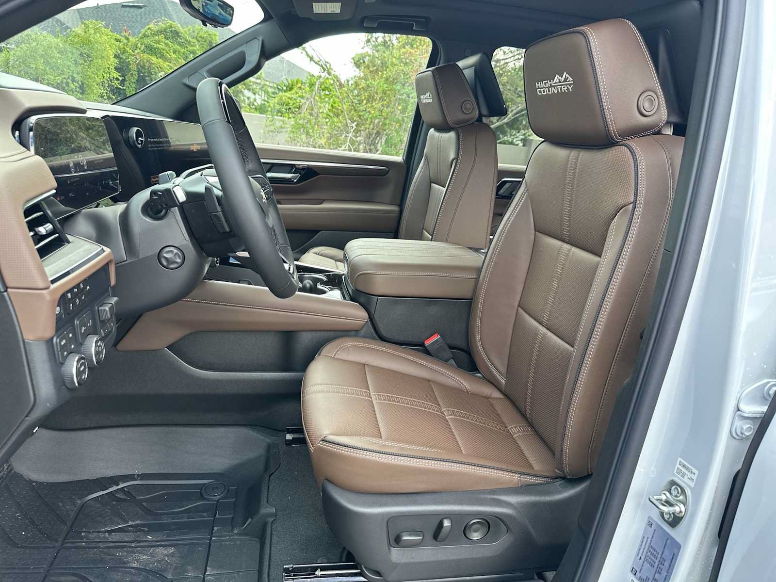 New 2027 Chevrolet Tahoe High Country AWD/4WD image 15