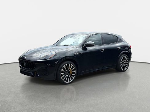 Used 2023 Maserati Grecale Modena AWD/4WD image 7