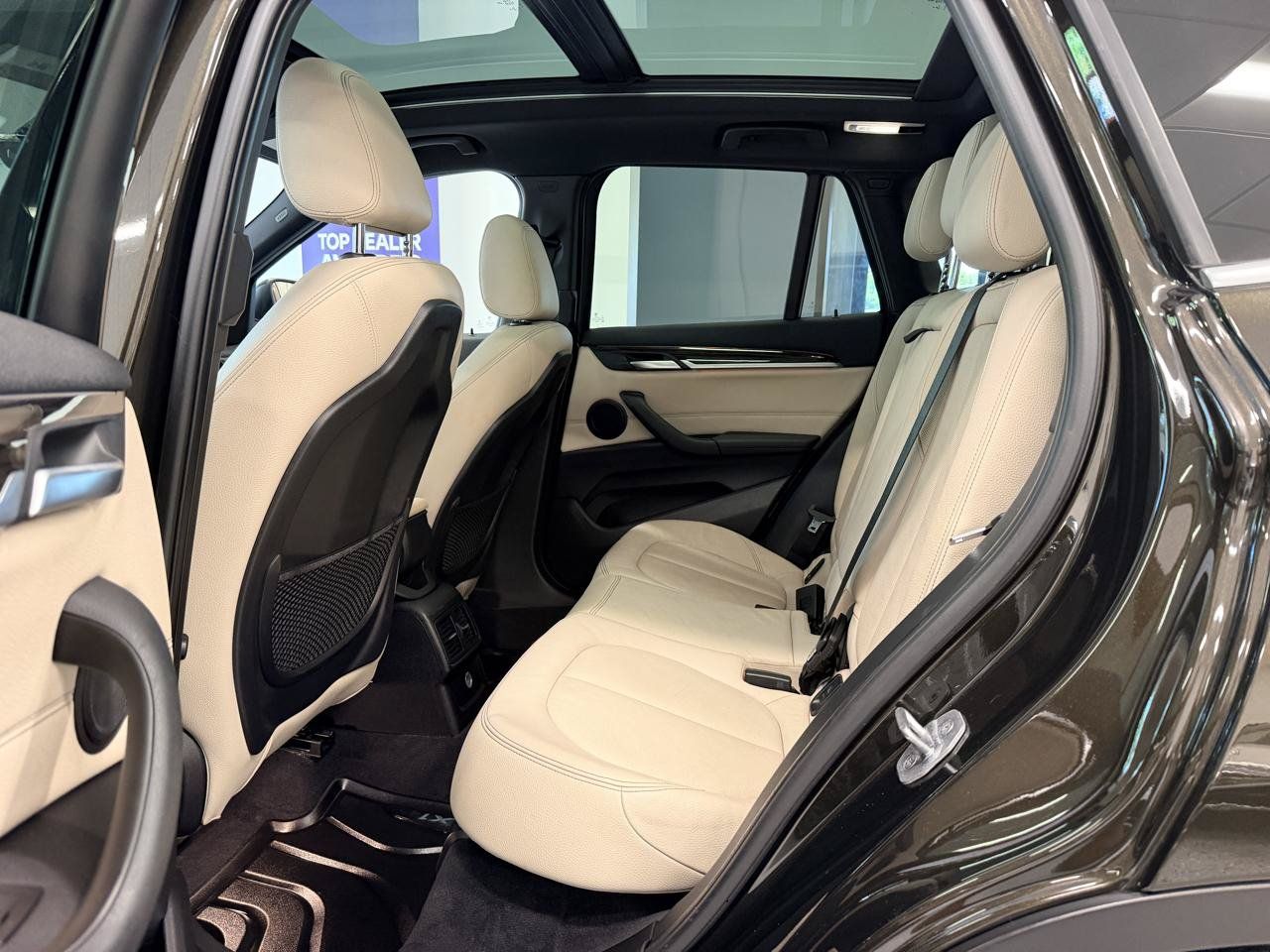 Used 2017 BMW X1 xDrive28i AWD/4WD image 20