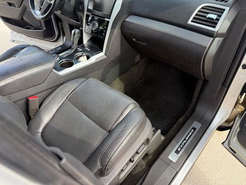 Used 2014 Ford Explorer Sport AWD/4WD image 36