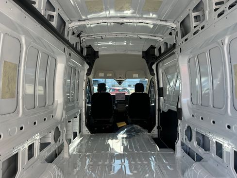 New 2026 Ford Transit 250 148 High Roof Extended AWD image 22