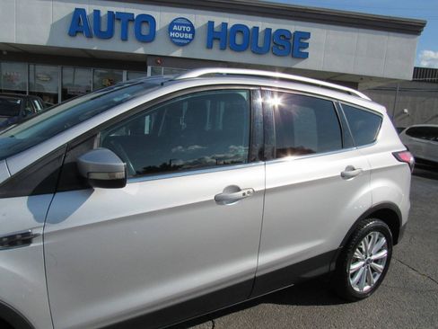 Used 2017 Ford Escape Titanium FWD image 10