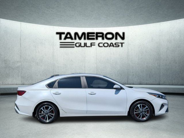 Used 2023 Kia Forte LXS FWD image 8