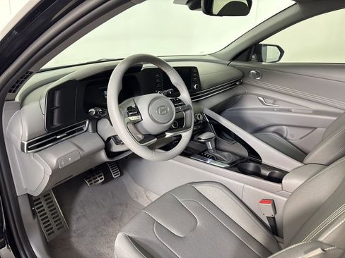 New 2026 Hyundai Elantra SEL Sport Premium FWD image 15