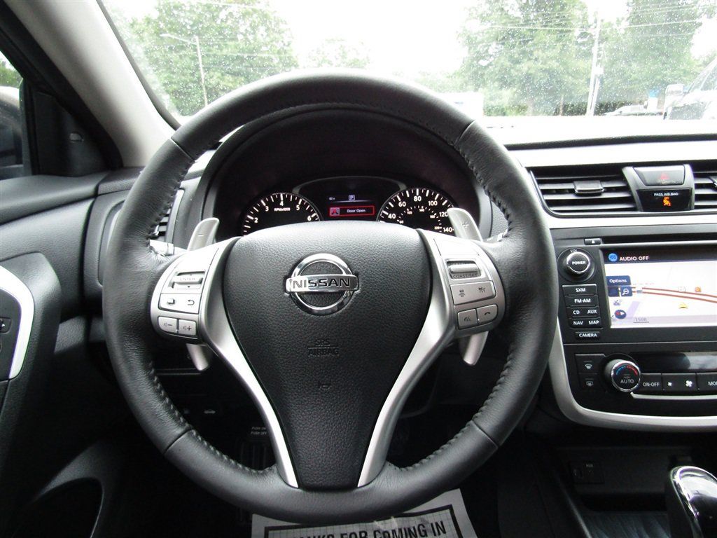 Used 2017 Nissan Altima 3.5 SL w/ 3.5SL Technology Package FWD image 27