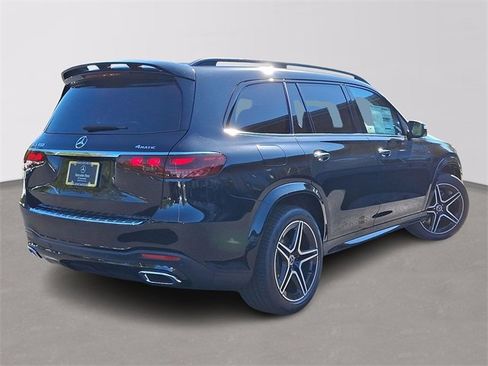New 2026 Mercedes-Benz GLS 450 4MATIC image 4