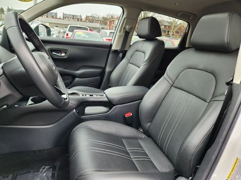 Certified 2025 Honda HR-V EX-L image 10
