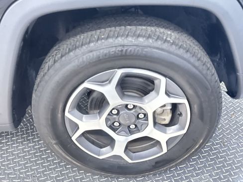 Used 2022 Jeep Compass Trailhawk w/ Trailhawk Elite Group image 10