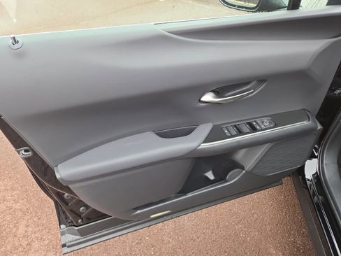 New 2025 Lexus UX 300h AWD image 8