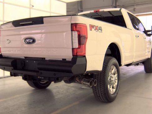 Used 2018 Ford F350 King Ranch w/ King Ranch Ultimate Package AWD/4WD image 5