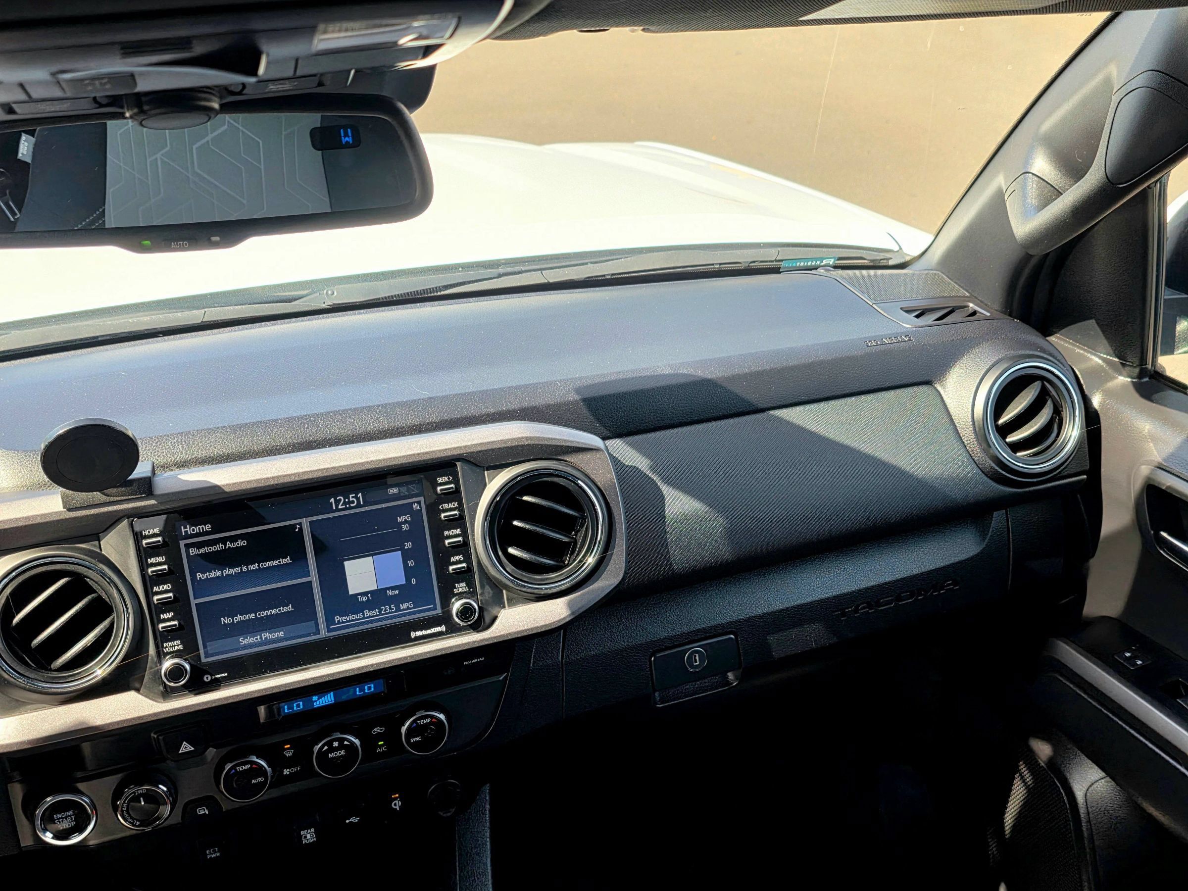Used 2023 Toyota Tacoma TRD Off-Road AWD/4WD image 39