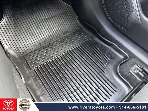 Used 2023 Toyota RAV4 LE image 23