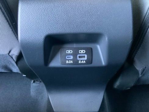 Certified 2025 Subaru Crosstrek 2.0i Premium image 16