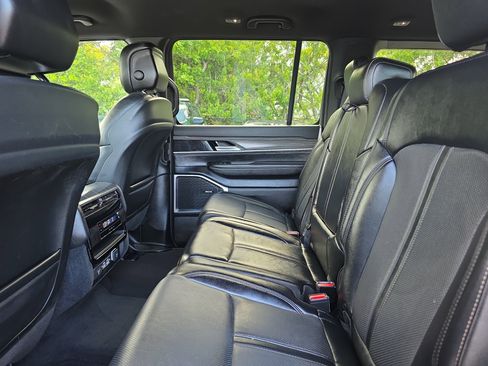 Used 2024 Jeep Wagoneer Series II w/ Flexible Seating Group RWD image 14