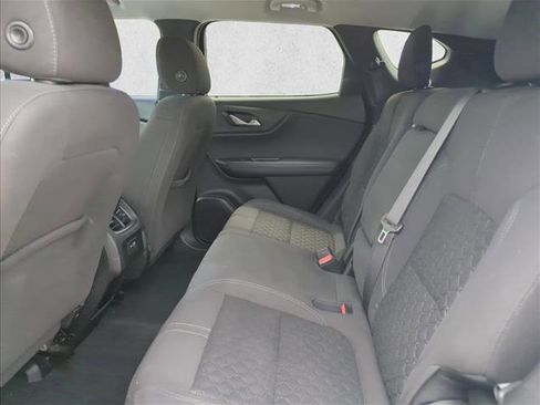 Used 2020 Chevrolet Blazer LT FWD image 18