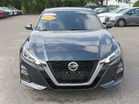 Used 2022 Nissan Altima 2.5 SV w/ SV Premium Package image 7