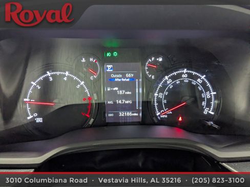 Used 2022 Toyota 4Runner SR5 Premium w/ Moonroof Package image 19