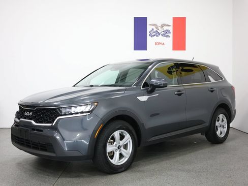 Used 2022 Kia Sorento LX FWD image 8