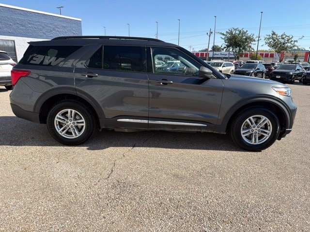Used 2020 Ford Explorer XLT AWD/4WD image 6