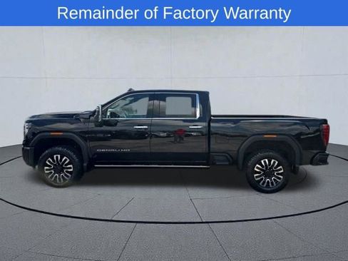 Used 2024 GMC Sierra 2500 Denali Ultimate AWD/4WD image 2