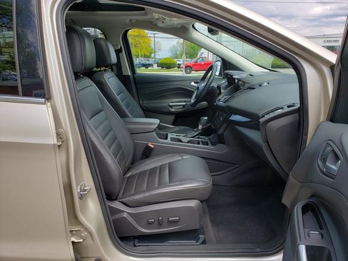 Used 2017 Ford Escape Titanium AWD/4WD image 18