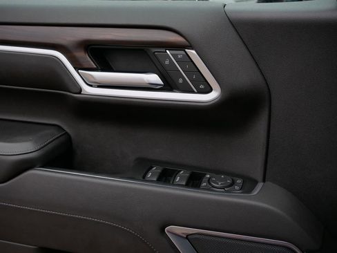 Used 2022 GMC Sierra 1500 SLT w/ SLT Premium Plus Package image 25