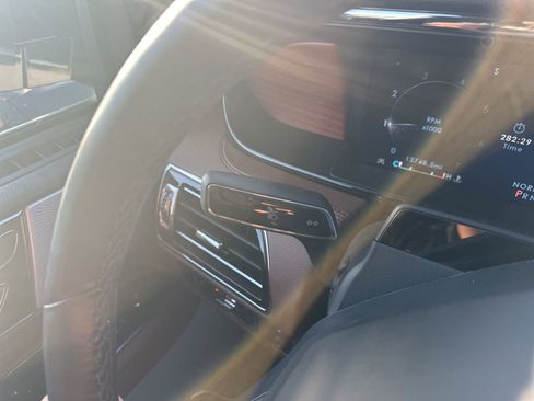 Used 2024 Lincoln Navigator Reserve image 15