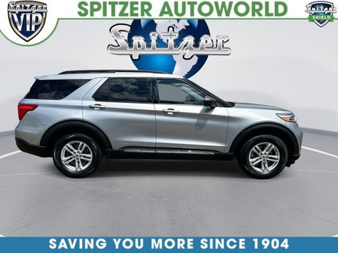 Used 2022 Ford Explorer XLT w/ Equipment Group 202A AWD/4WD image 10