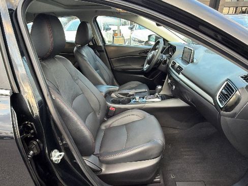Used 2015 MAZDA MAZDA3 s Grand Touring FWD image 29